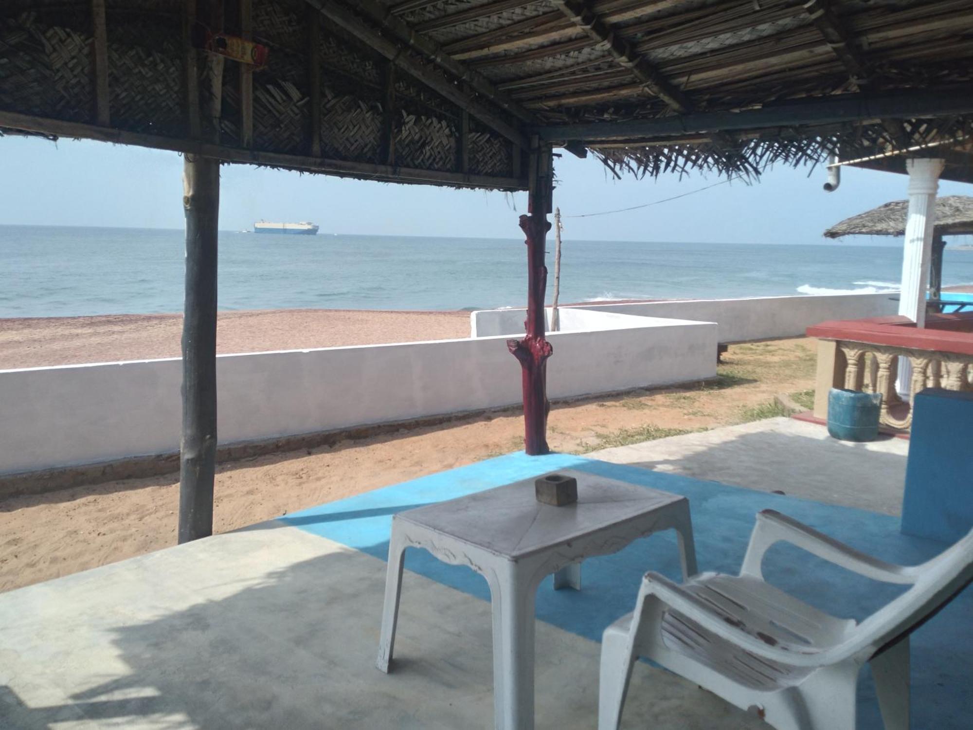 Happy Beach Safari Retreat Hambantota Habitación foto